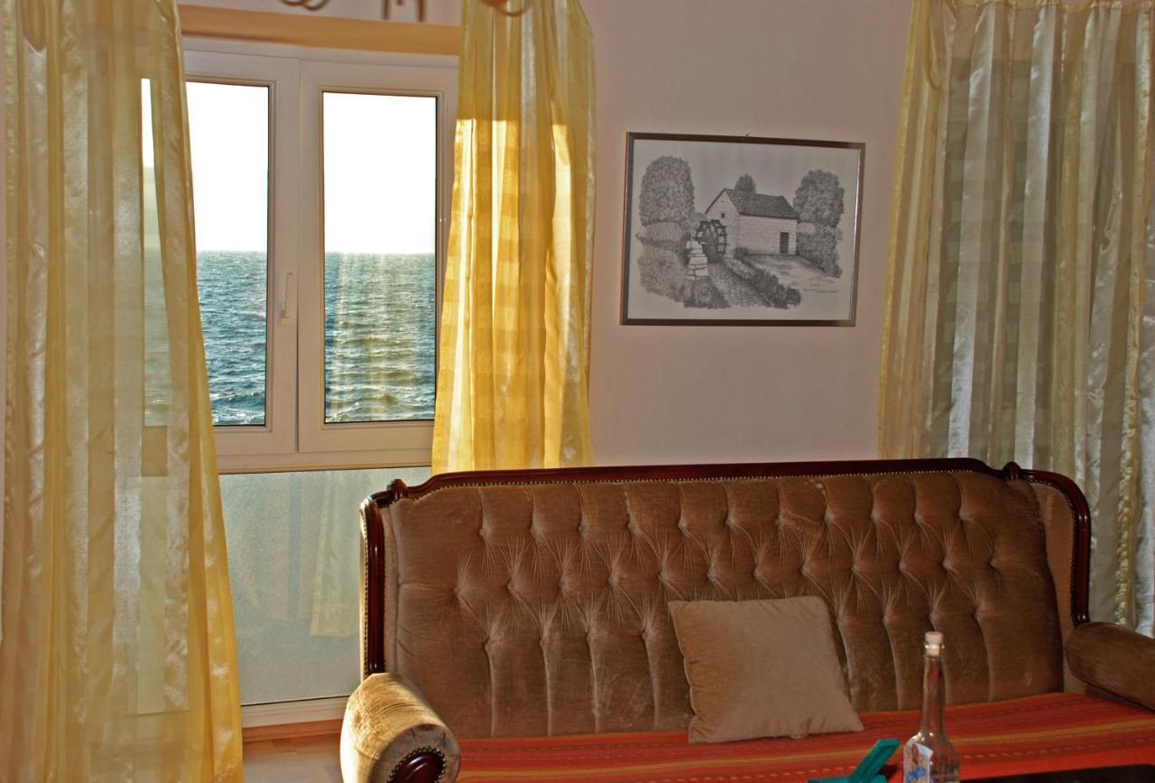 Hotel Palace Vrkljan Karlobag Rom bilde